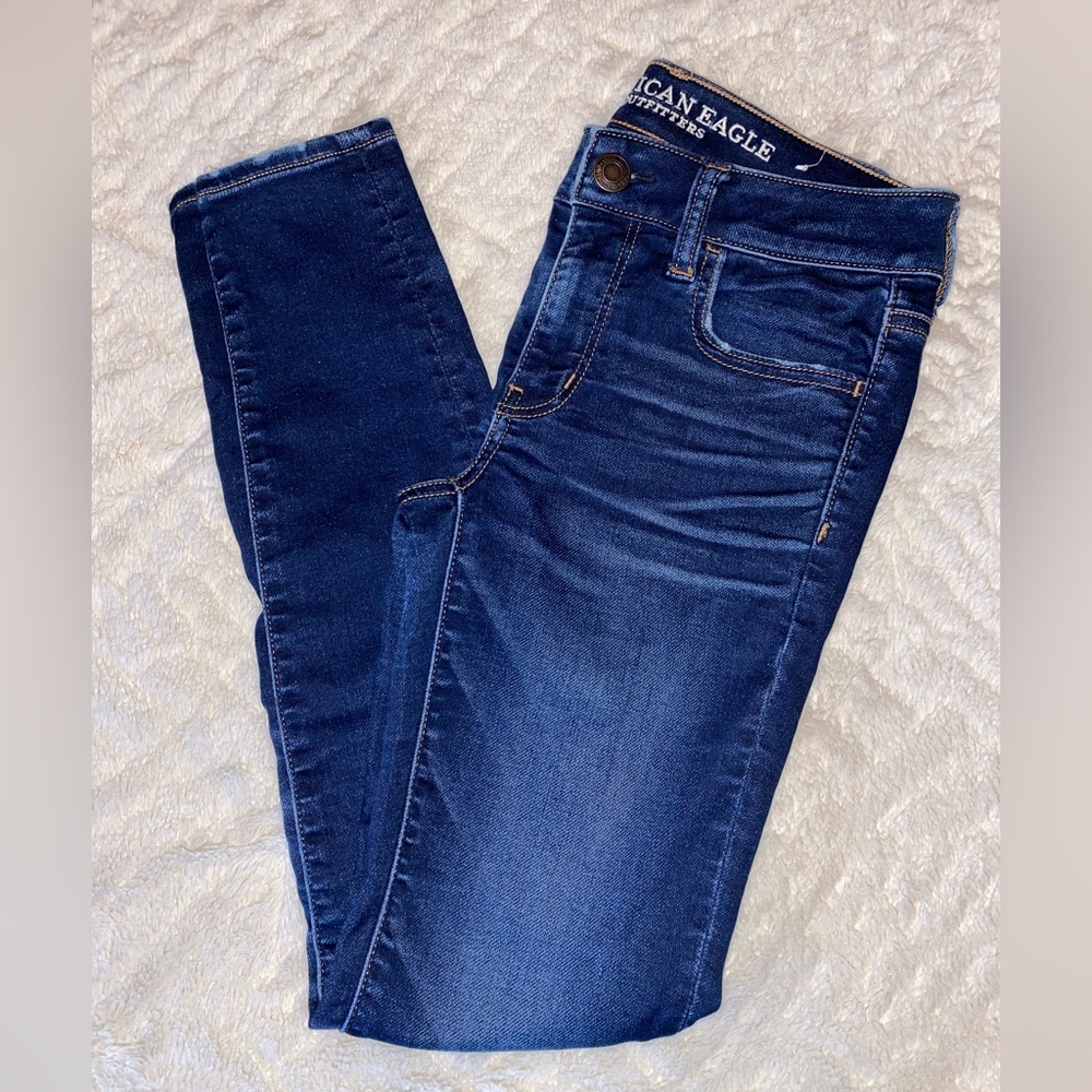 American Eagle Super Stretch Jegging Size 4 - Excellent Condition